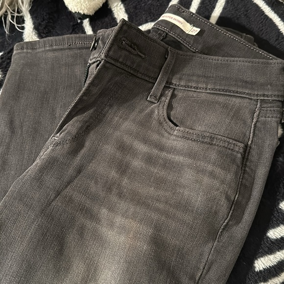Women’s Levi’s 510 Super Skinny Charcoal Gray Size 27 - Picture 3 of 3